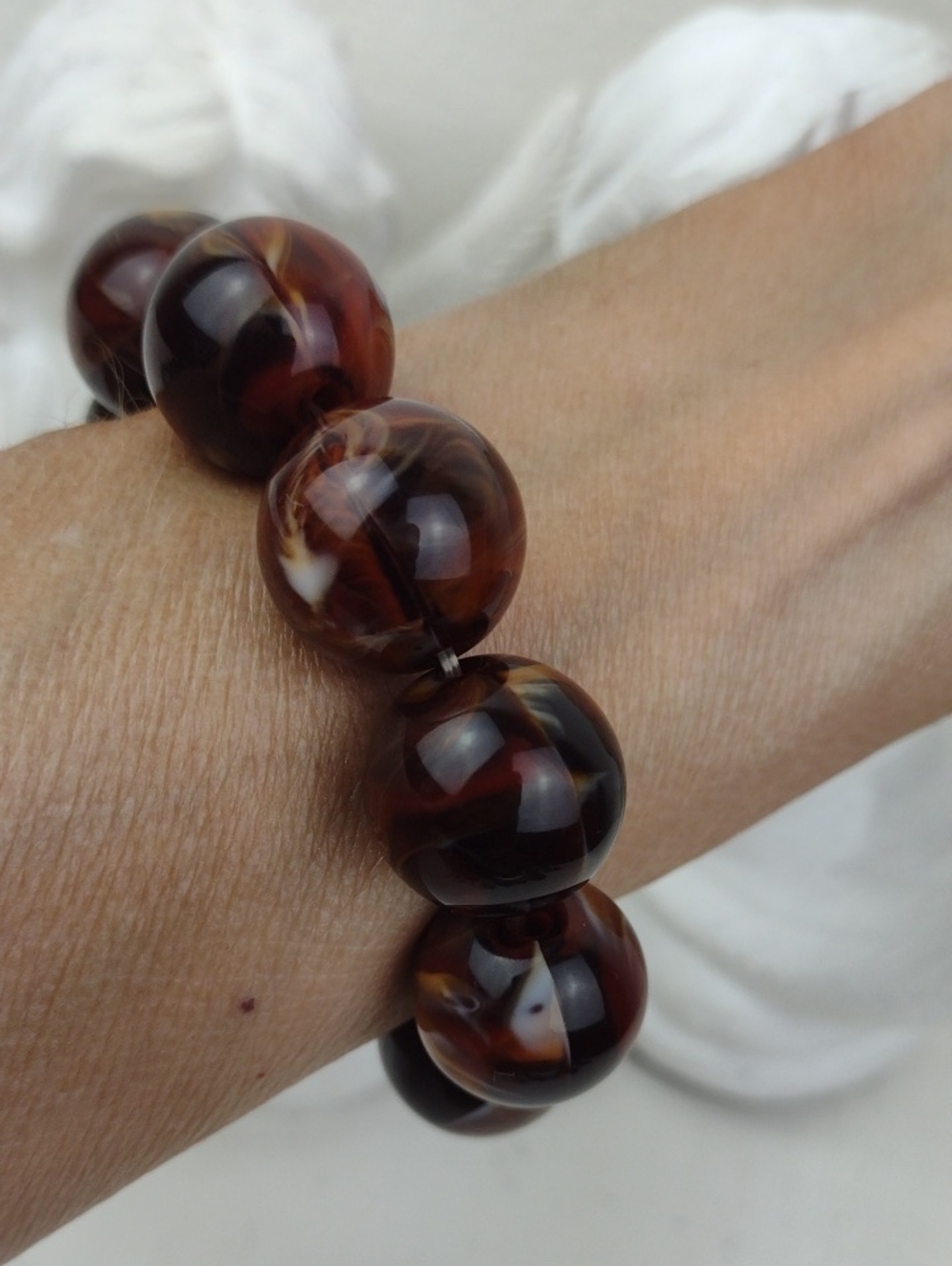 Chunky Marbled Classic Brown Polished Bead Stretch Bracelet - Picture 5 of 8